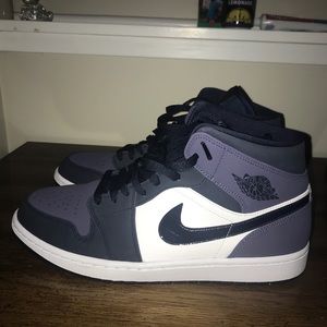 jordan 1 mid sanded obsidian size 12 worn once